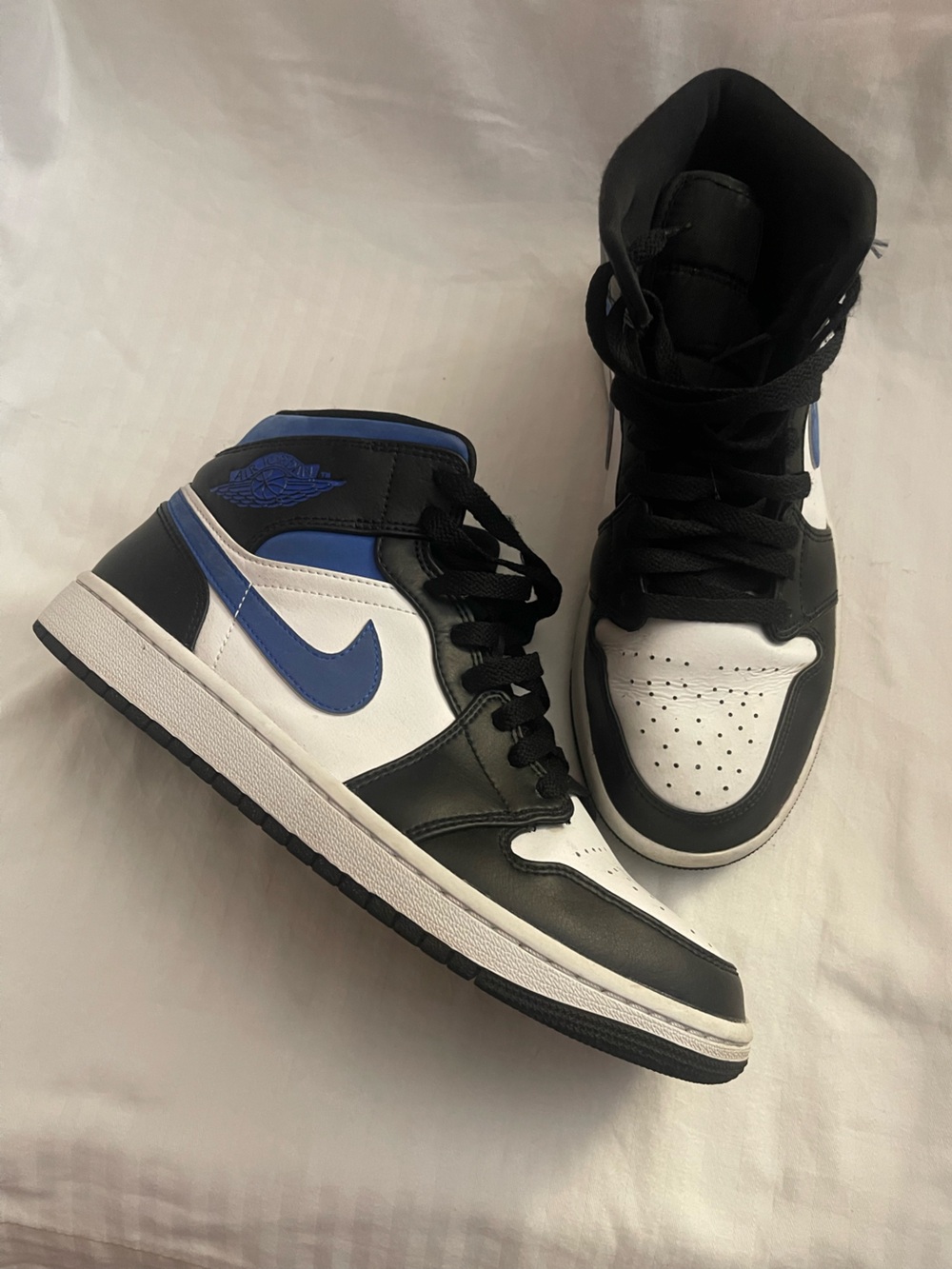 Jordan 1 Mid